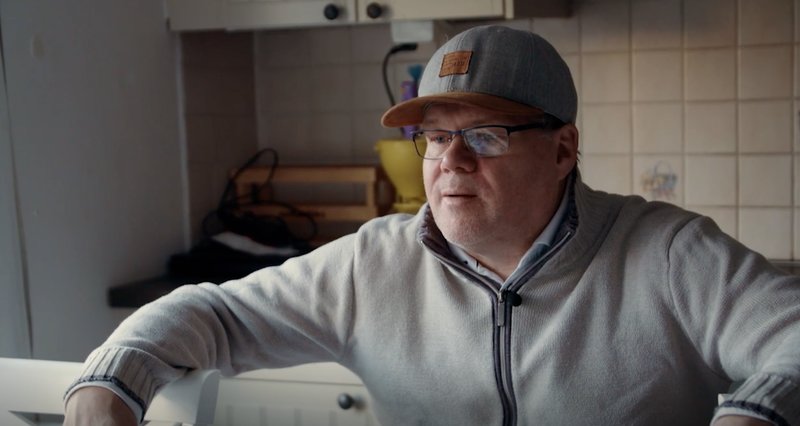 I detta avsnitt av Lyxfällan besöker programledaren, Magnus utanför Norrköping I detta avsnitt av Lyxfällan besöker programledaren, Magnus utanför Norrköping